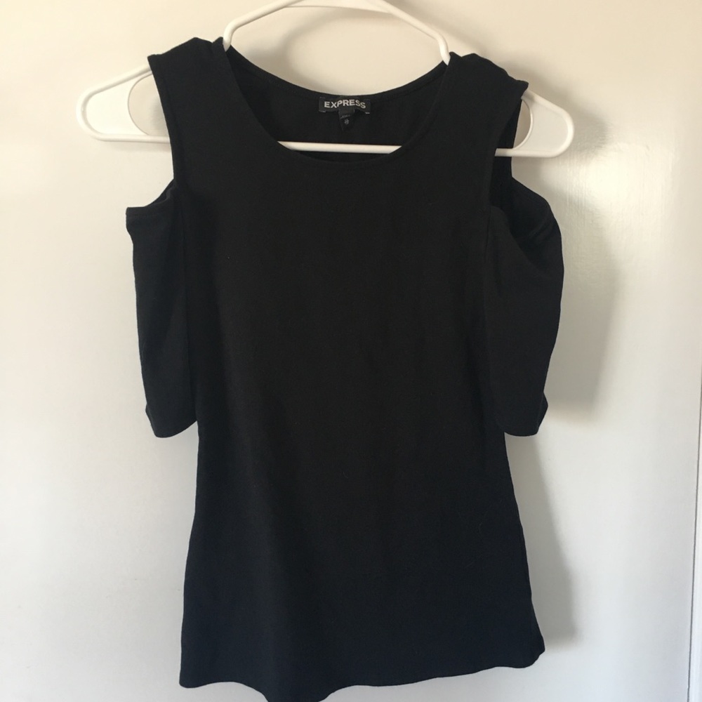 Express shoulder cutout top